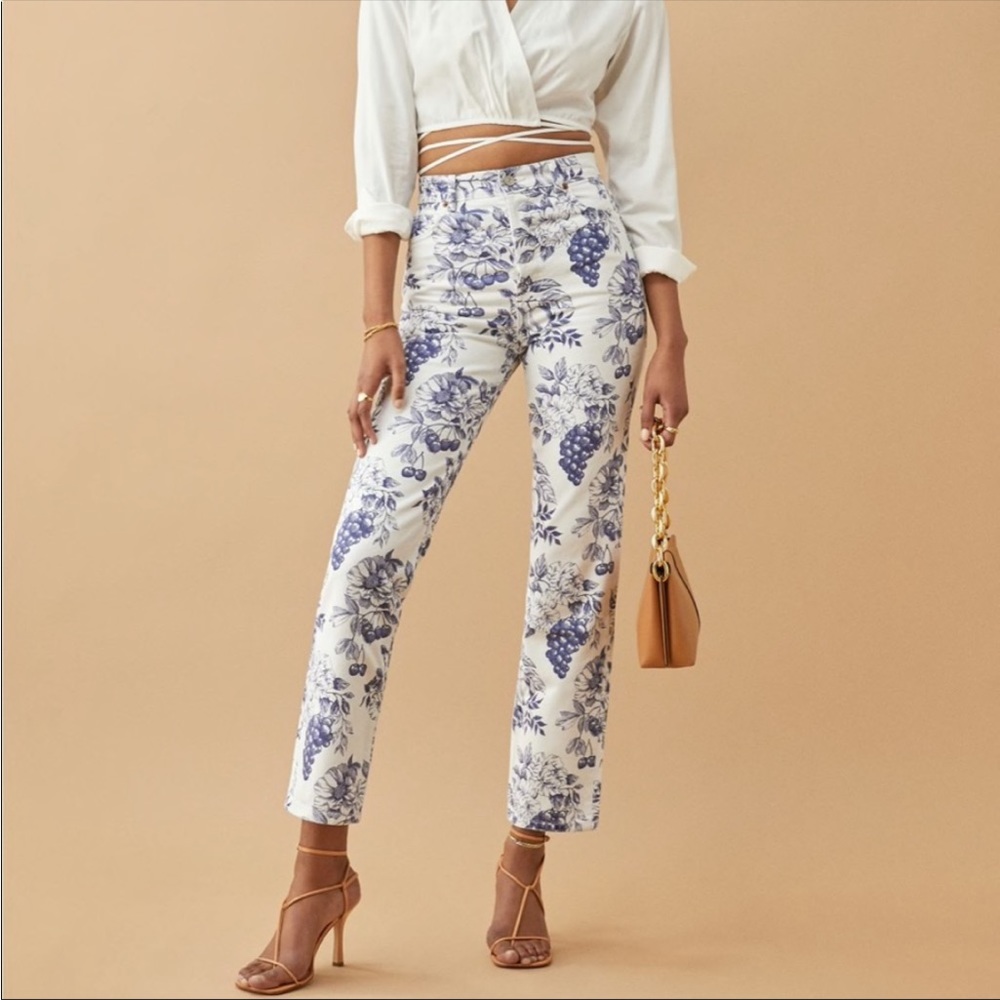 REFORMATION High Rise
Straight Jeans - Picture 6 of 6
